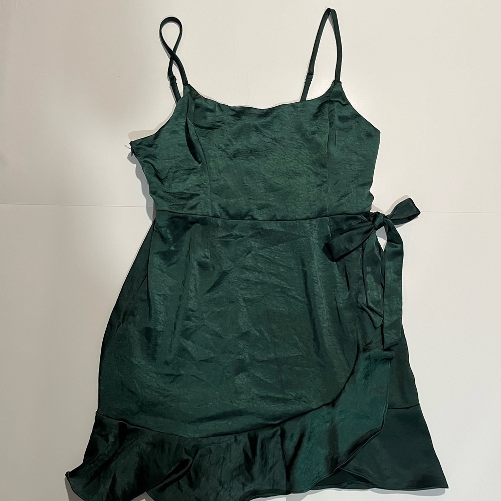 Wild fable green satin wrap dress - Picture 3 of 10